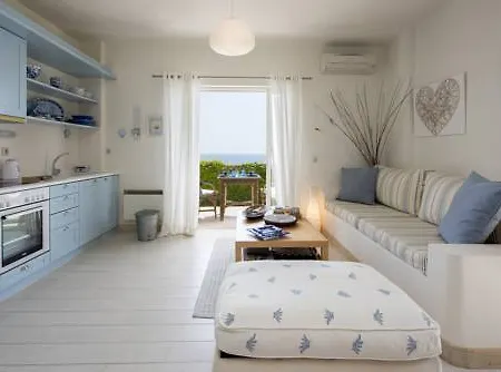 Suites Homes דירה גליפאדה